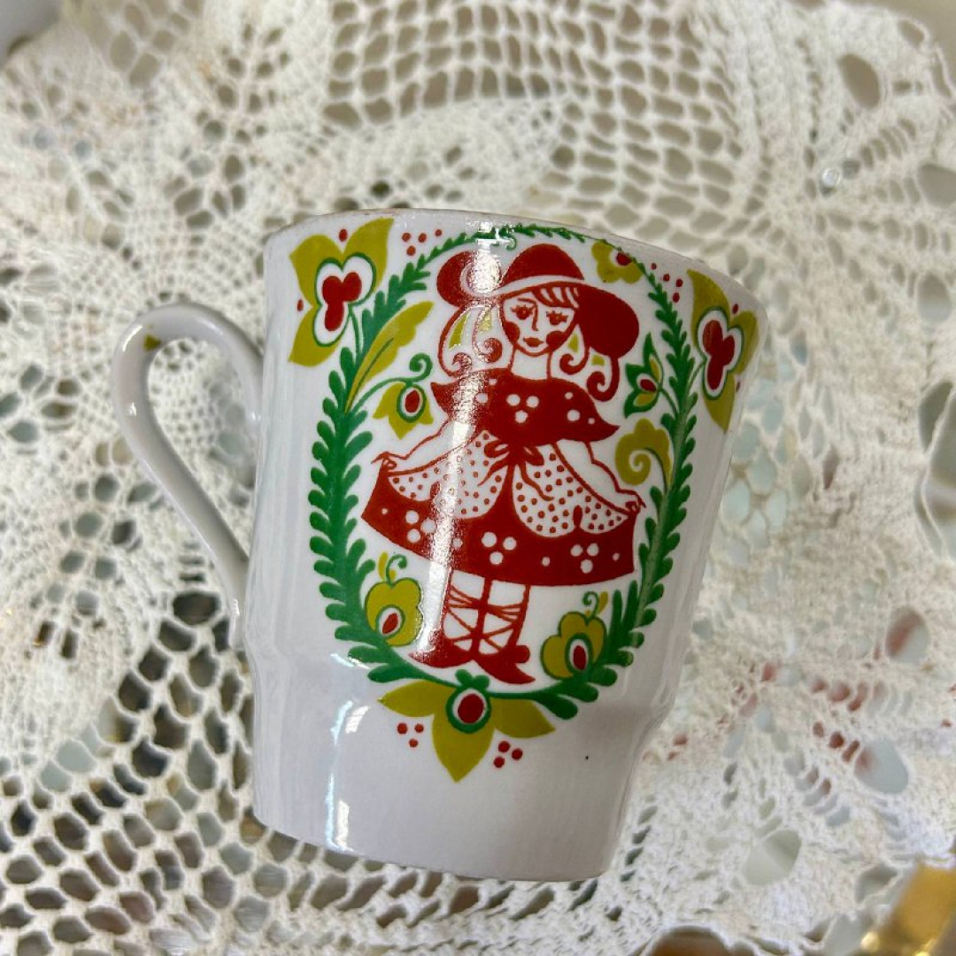 Кружка детская "Золотой ключик" Полтавский ФЗ 1965-1991гг. Фарфор, деколь, позолота, 370мл. Винтаж. Картинка 3